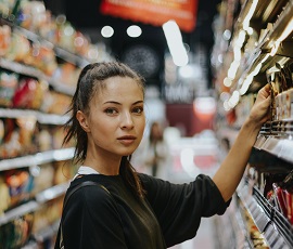 Supermarket Swindles: How to read food labels & make healthier choices