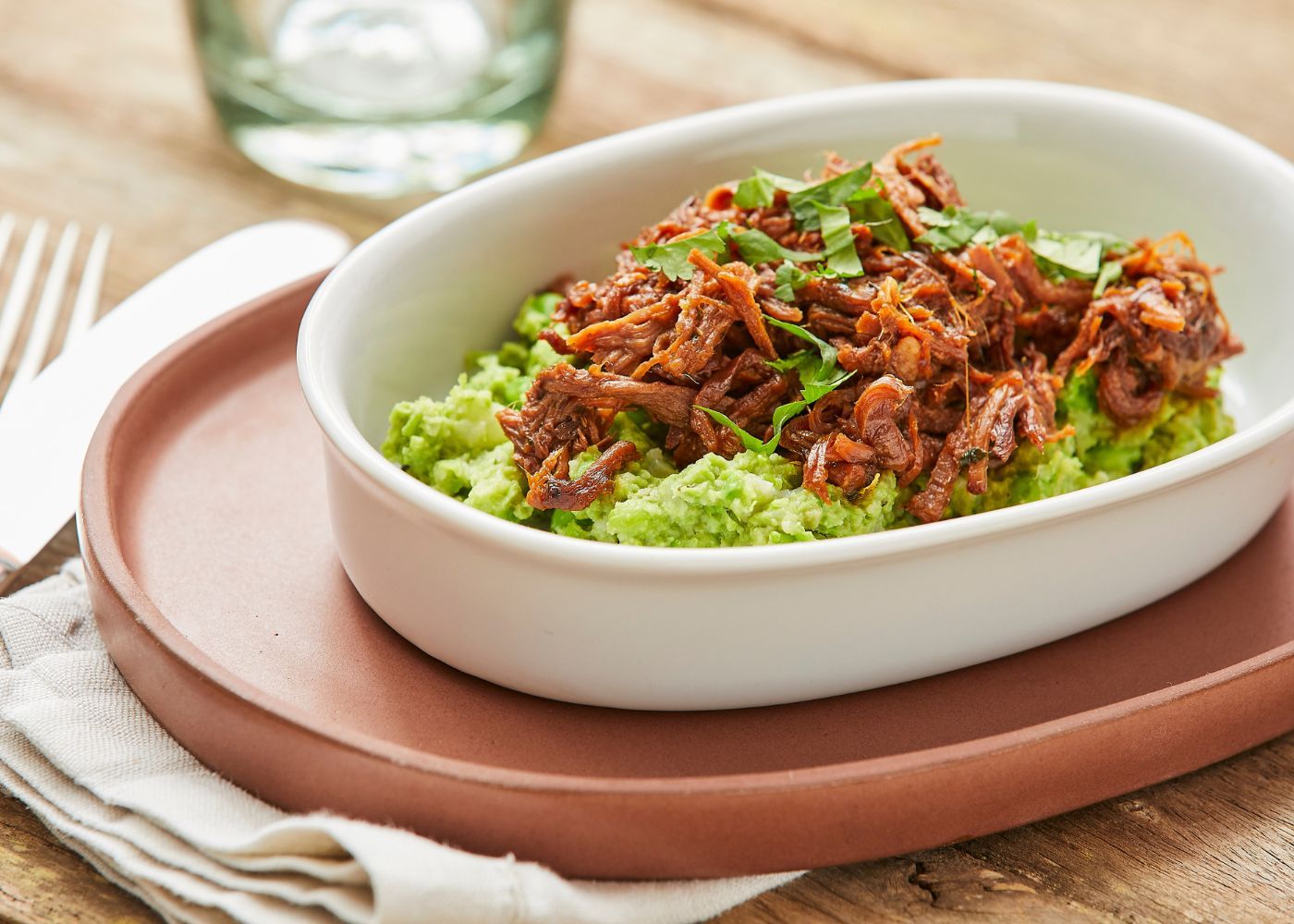 Malaysian (Pulled) beef w mint pea mash