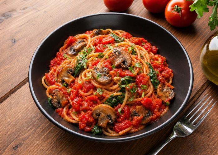 GF Spaghetti w mushrooms + spinach
