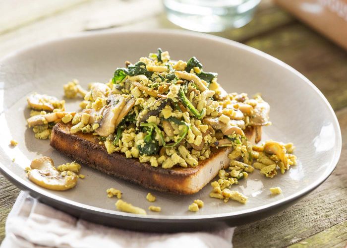 Tofu scramble w GF toast